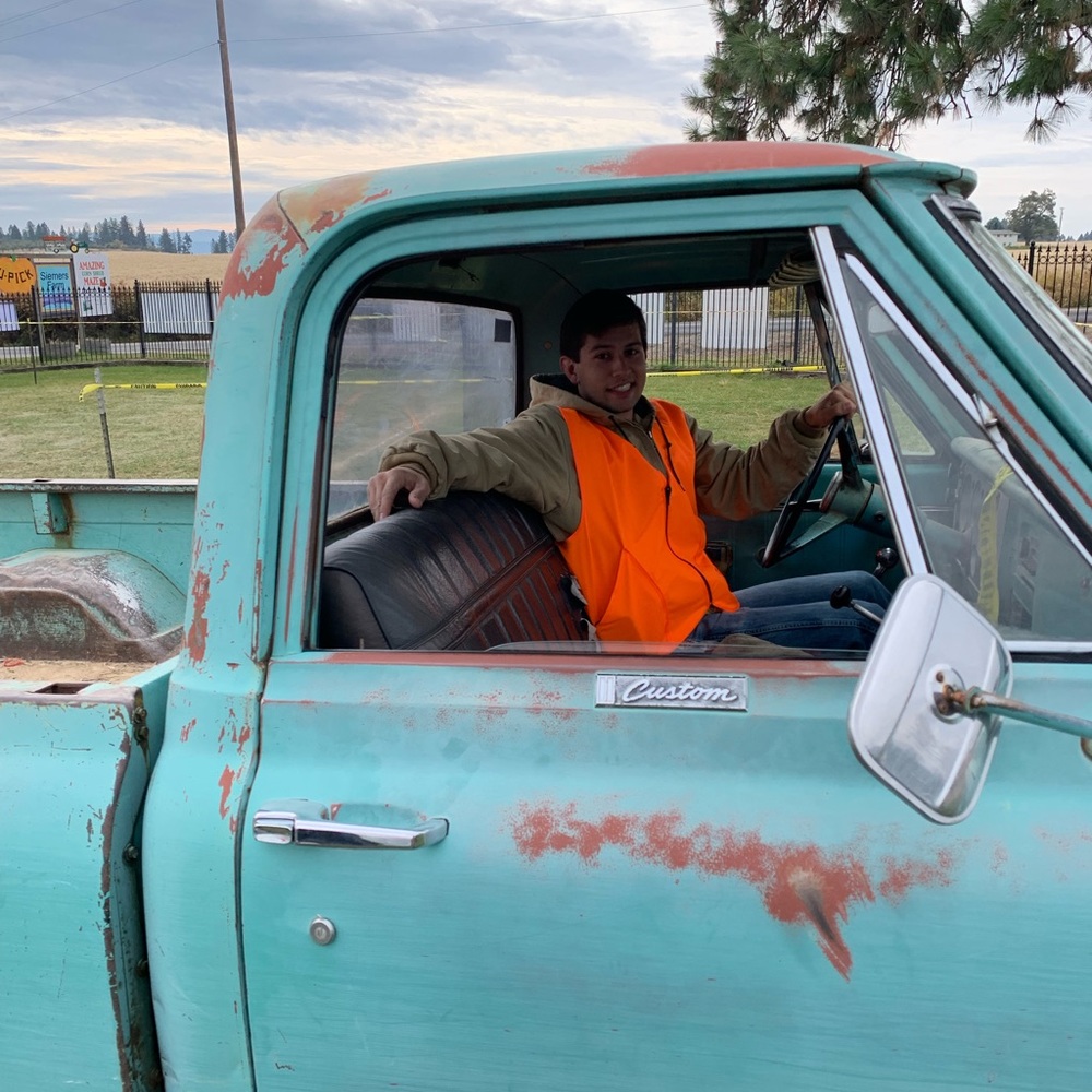 Meet your Posher, Benjamin